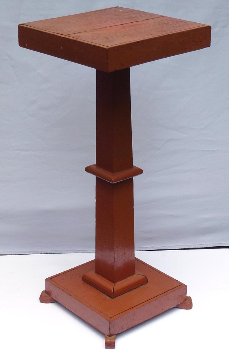 Pedestal stand