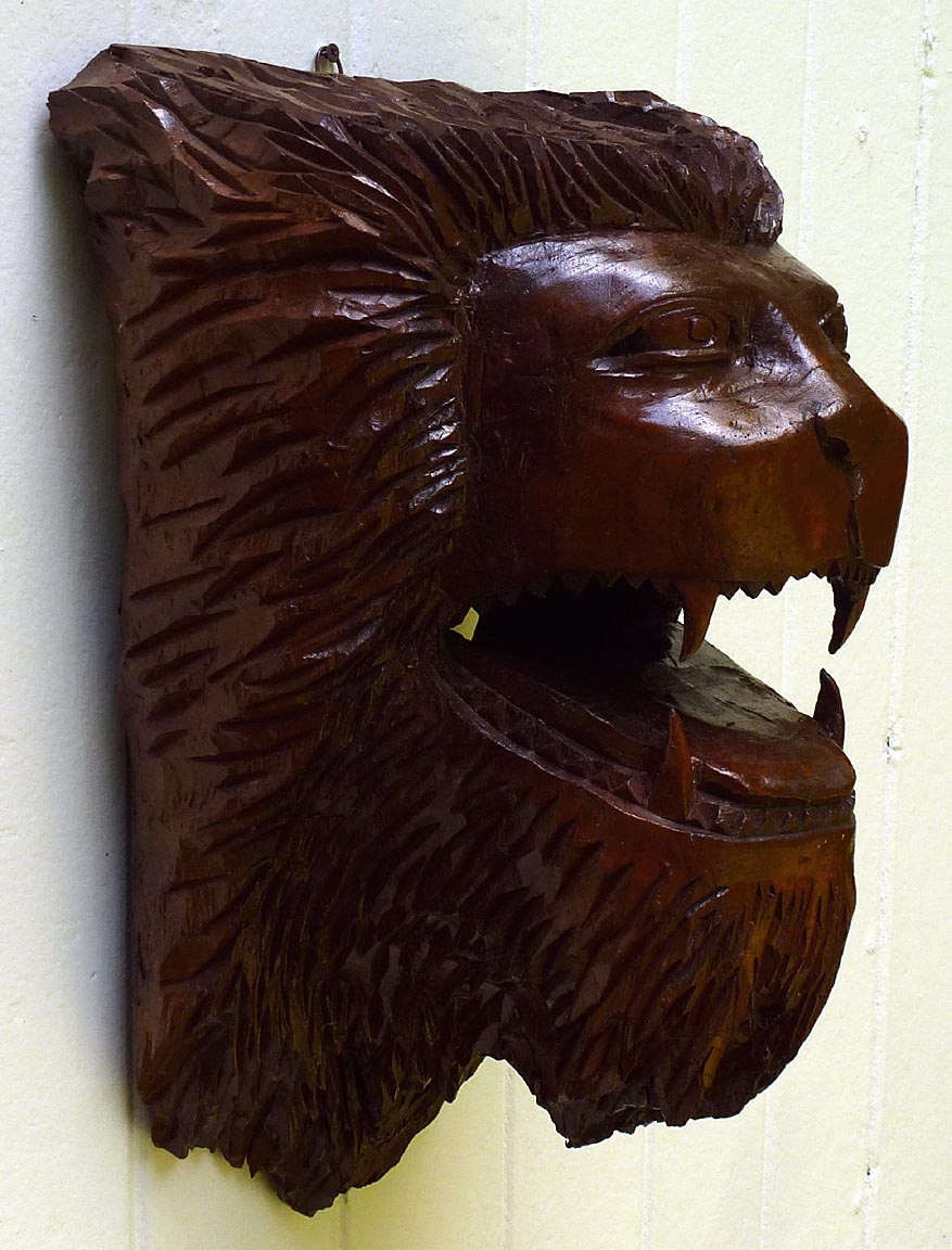 Carved lion's head