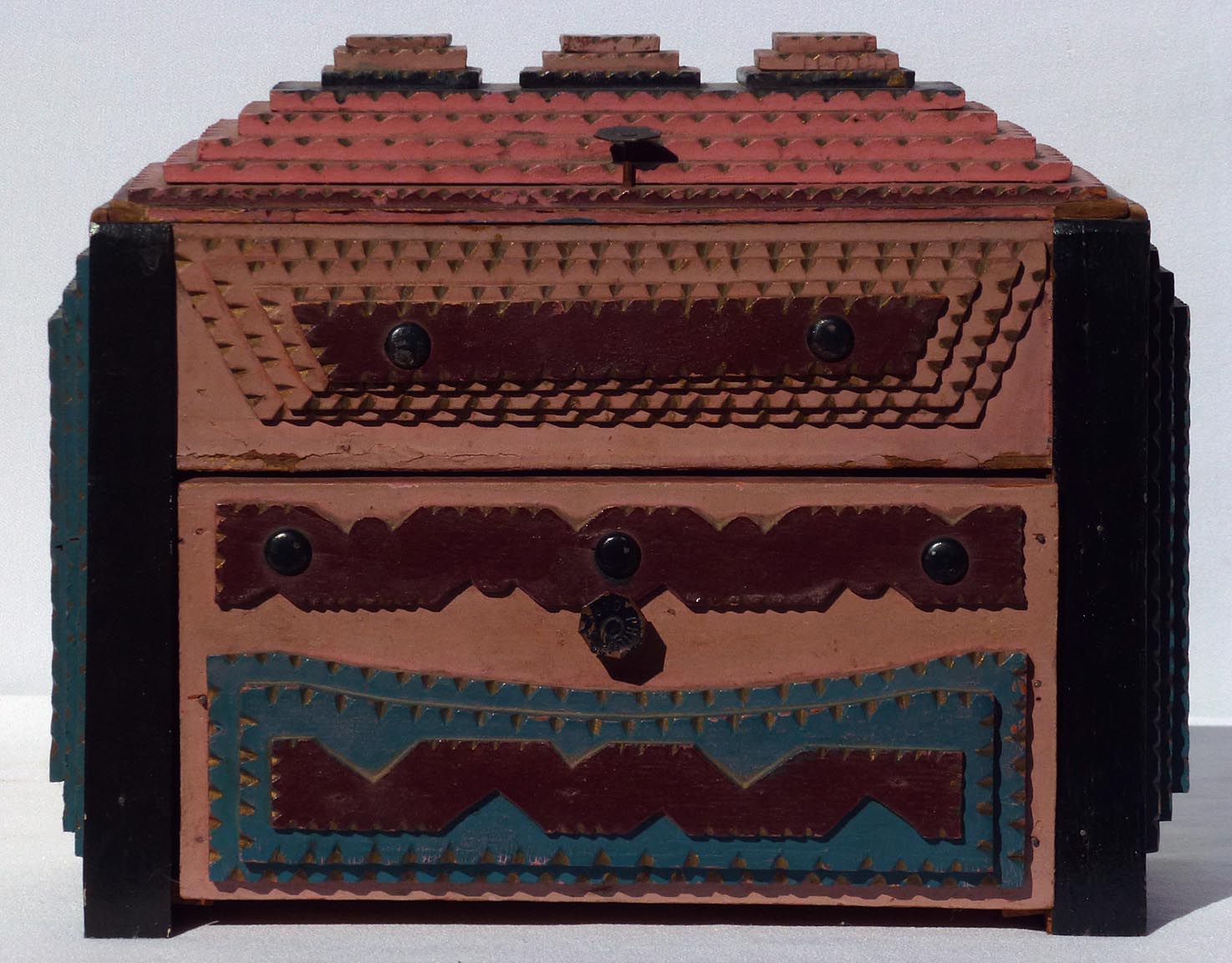 Painted tramp art box