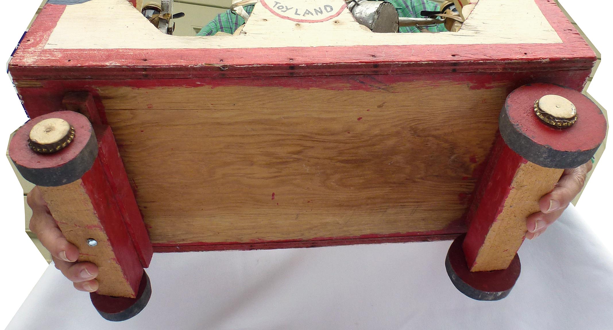 Dunn's Toyland model band wagon