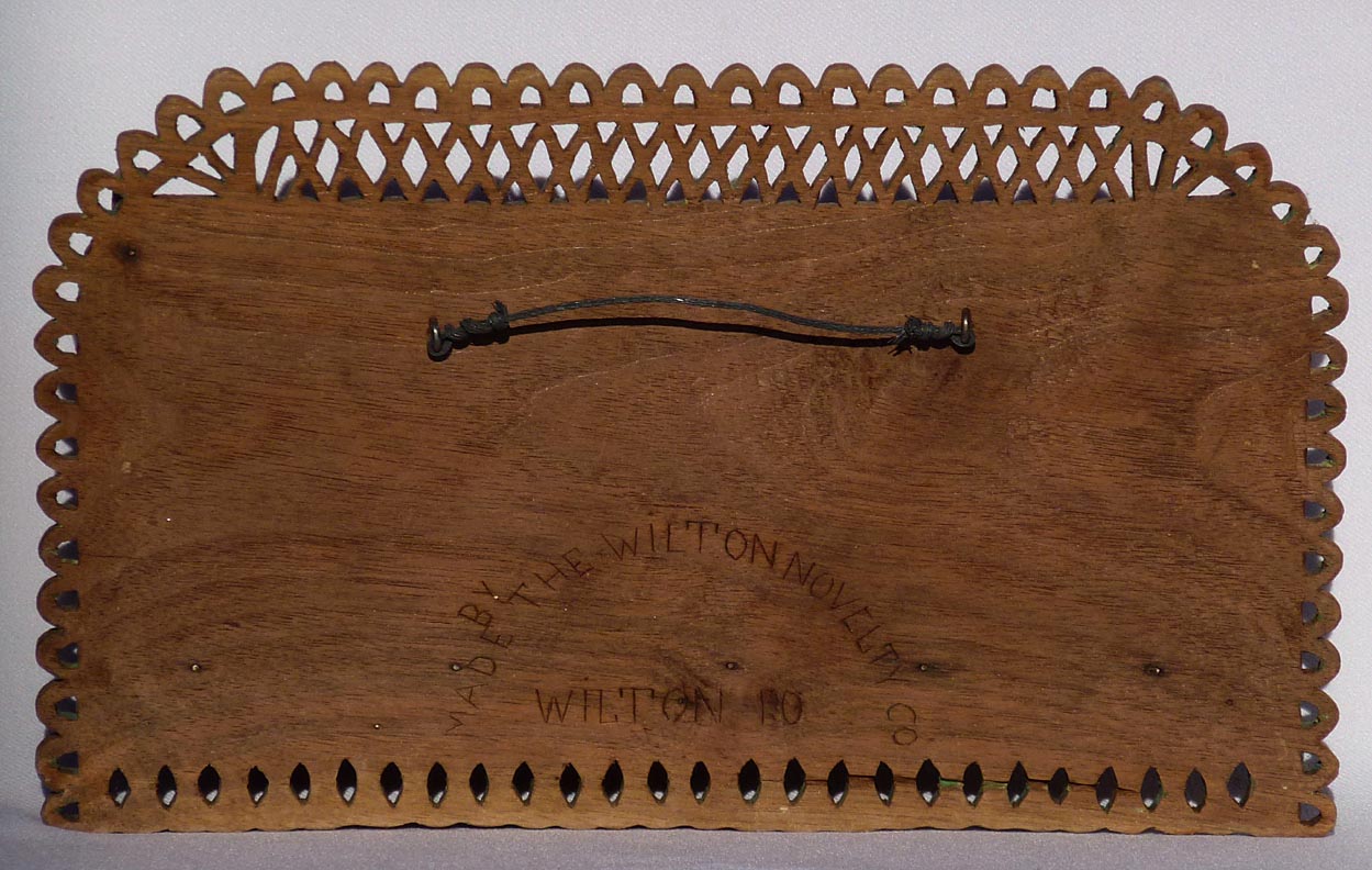 Carved fretwork comb case