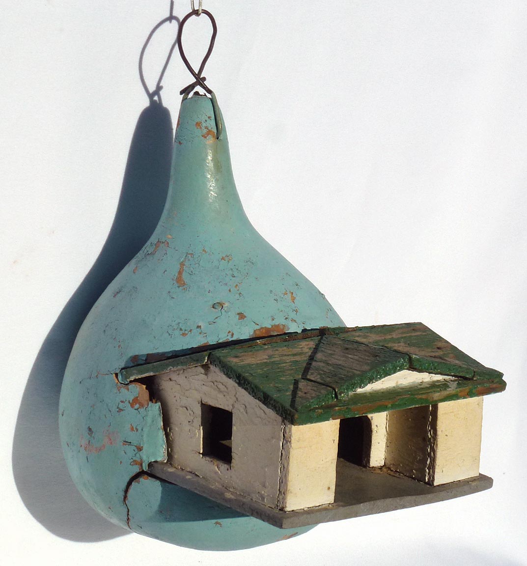 Gourd birdhouse
